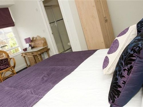 เดอะ แบล็ค สวอน Bed & Breakfast Gweek ภายนอก รูปภาพ